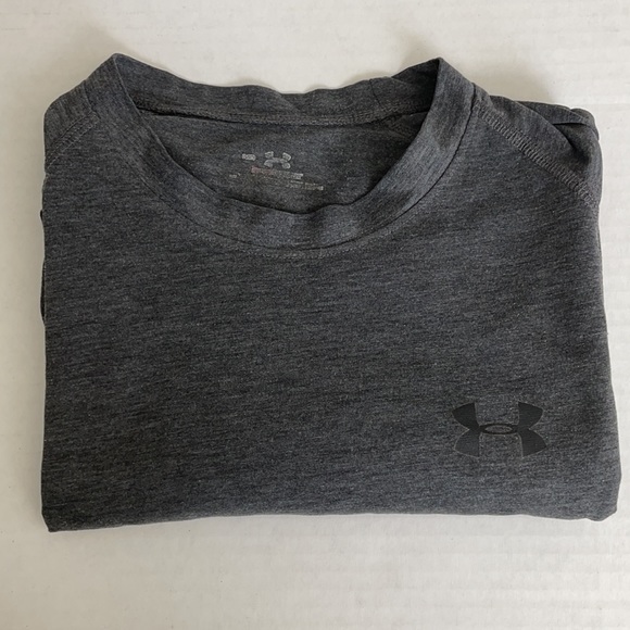 Men’s Under Armour Tee (M) - Picture 7 of 7